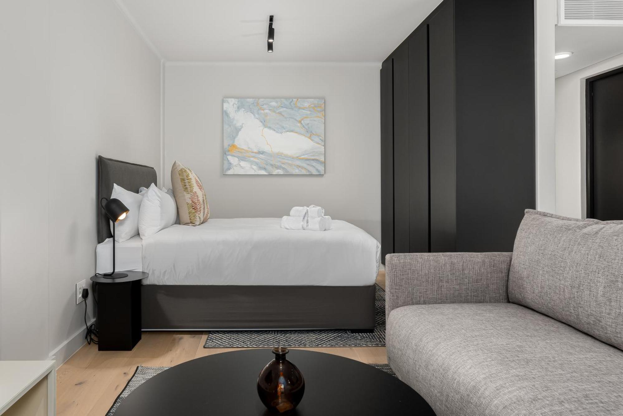 The Tokyo Aparthotel By Totalstay Kapstadt Exterior foto