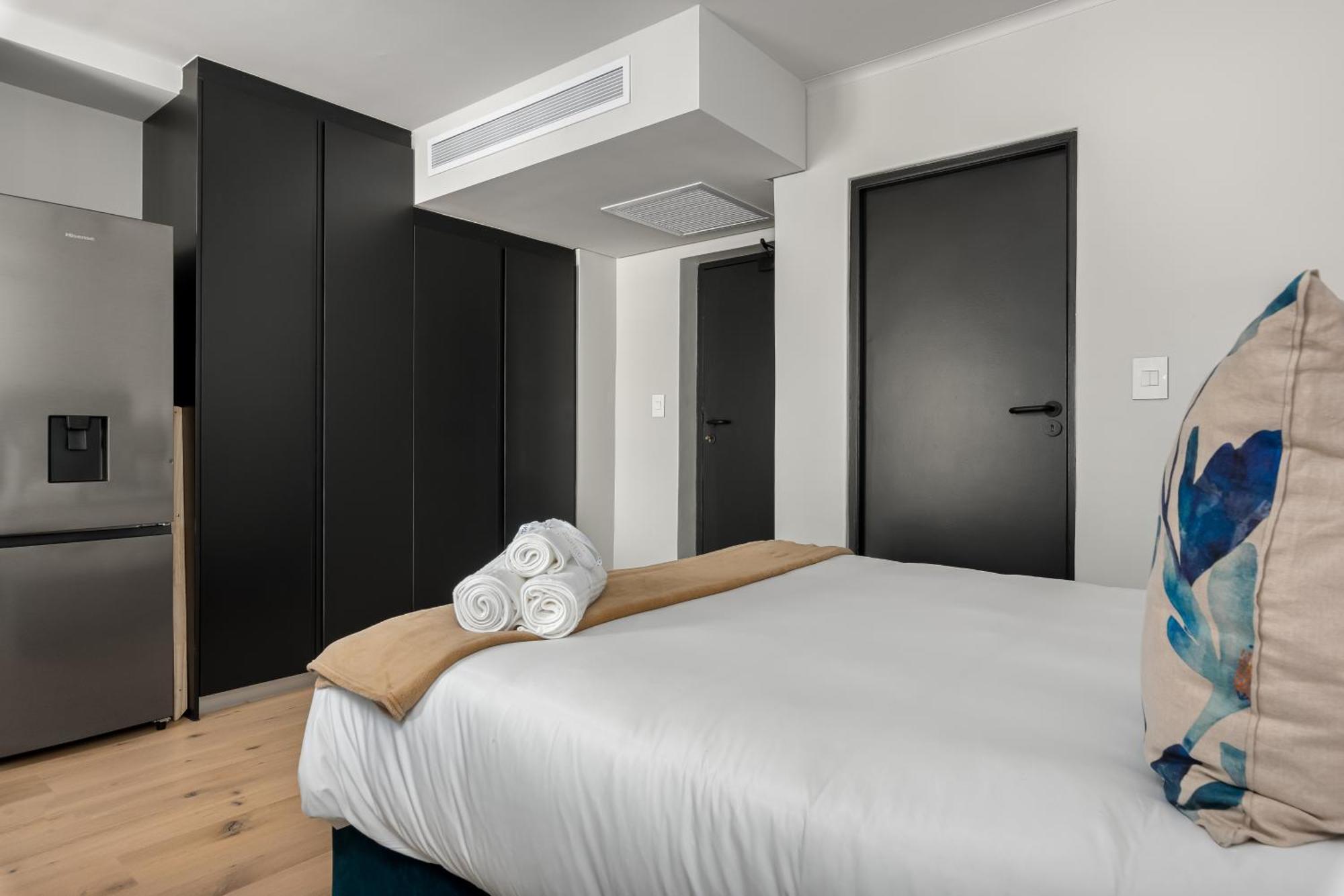 The Tokyo Aparthotel By Totalstay Kapstadt Exterior foto