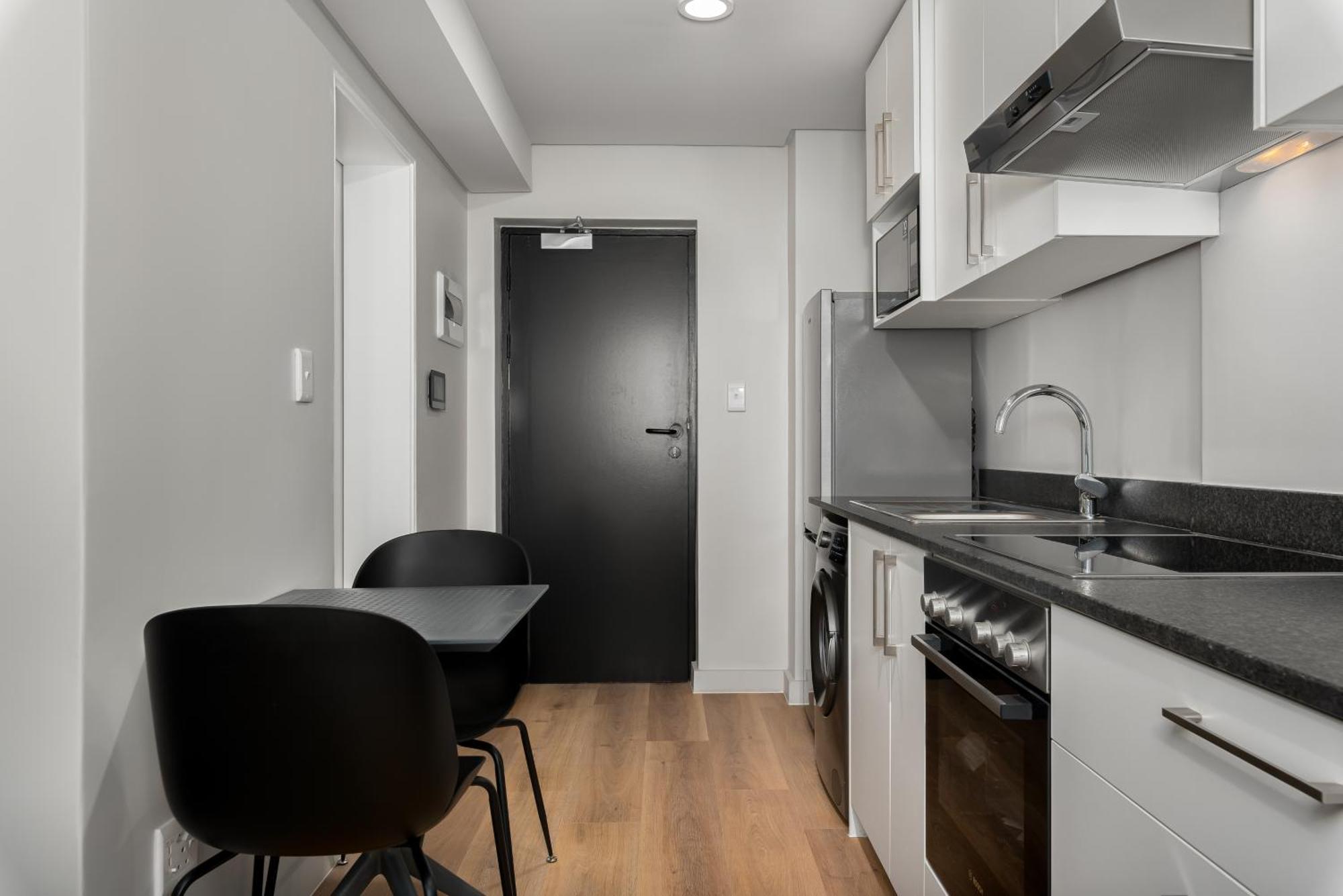 The Tokyo Aparthotel By Totalstay Kapstadt Zimmer foto