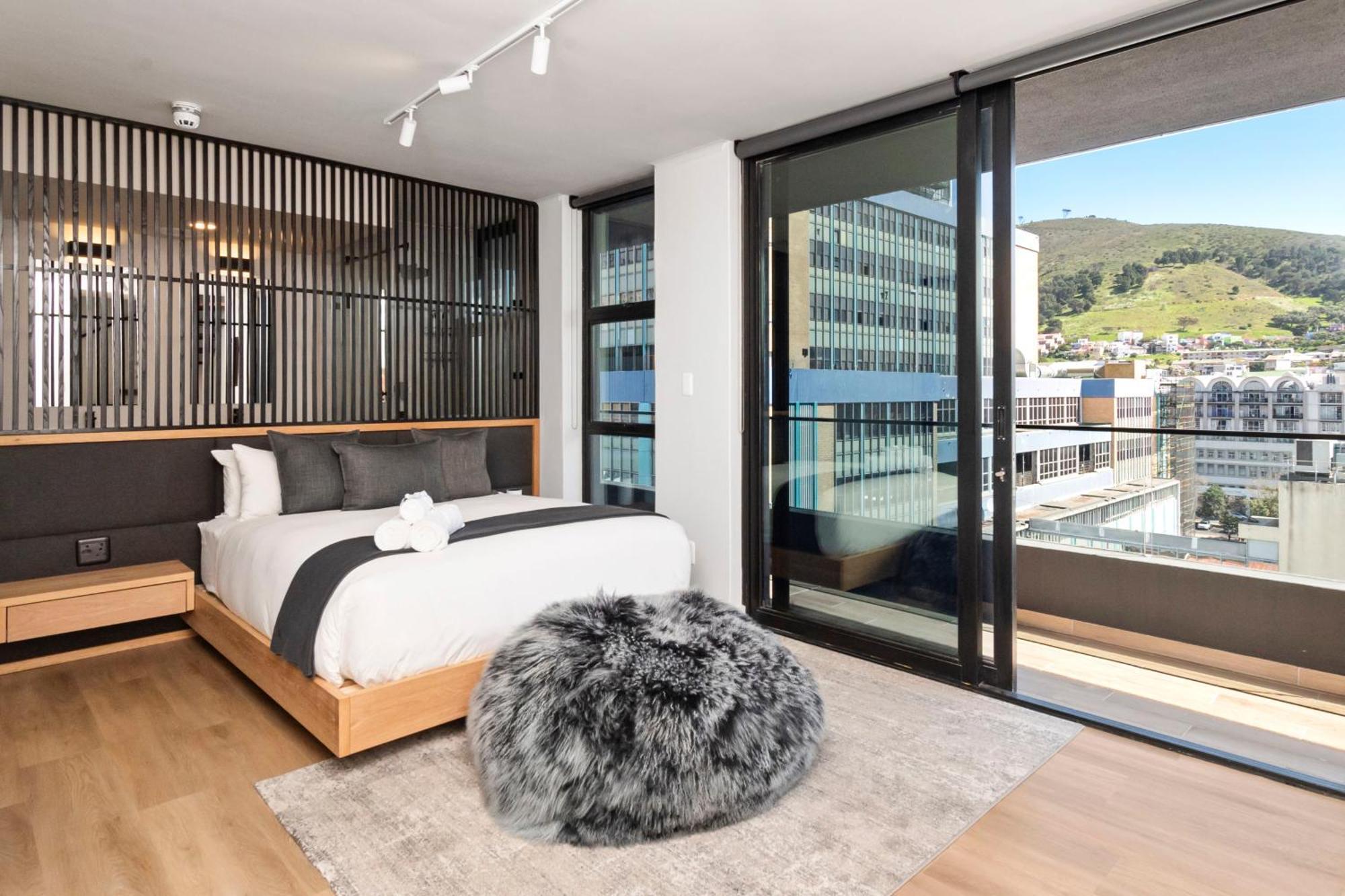 The Tokyo Aparthotel By Totalstay Kapstadt Exterior foto